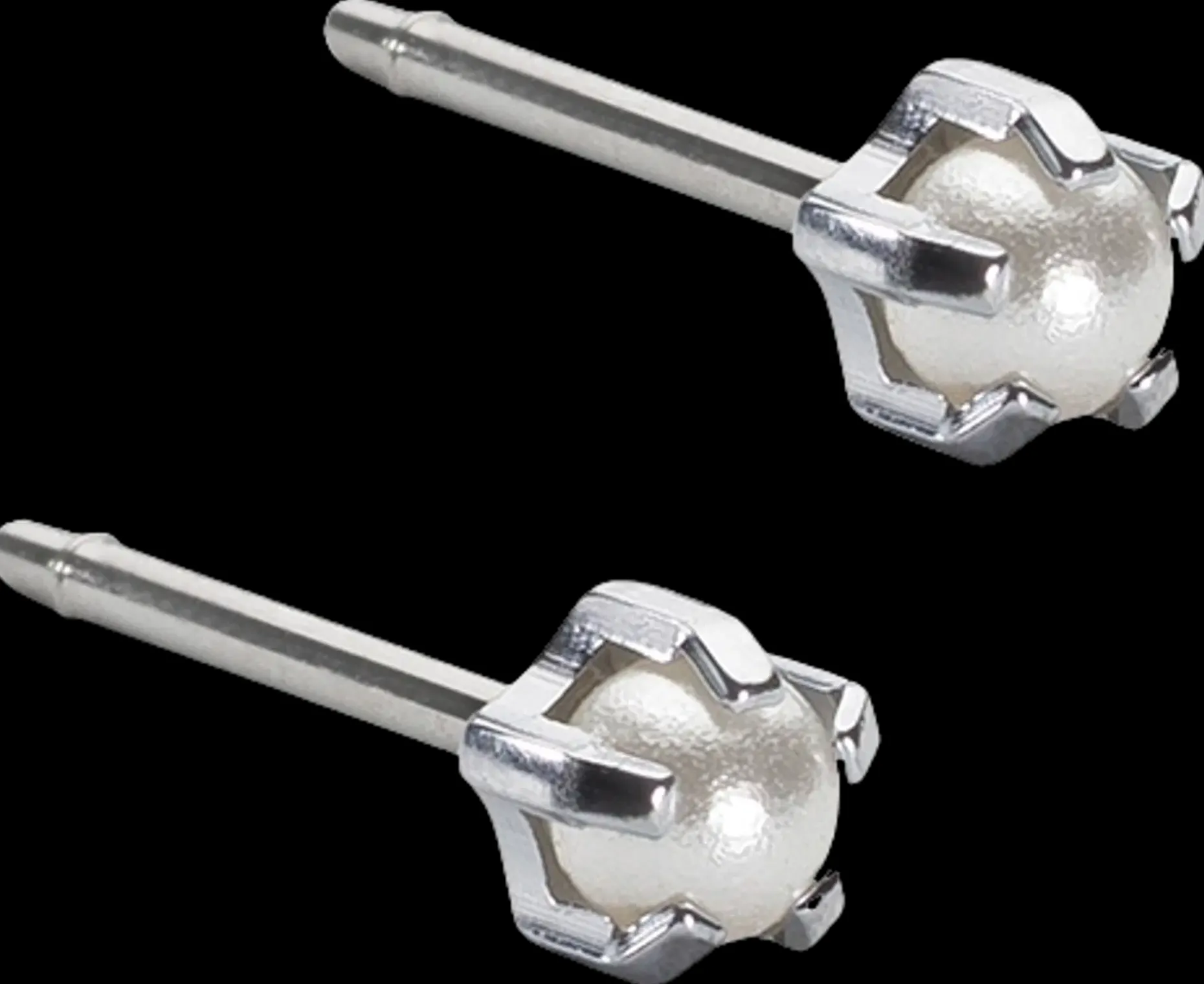 Blomdahl Tiffany Pearl White korvakorut 4mm
