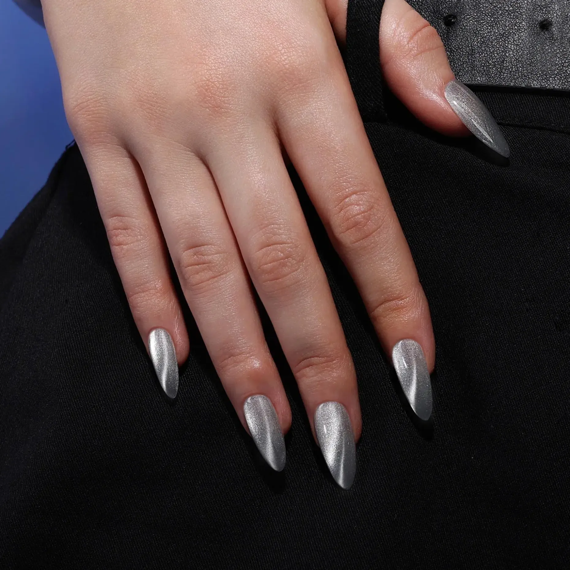 Bluesky Gel Polish Cat Eye UV-LED kovetteinen magneettigeelilakka 10ml