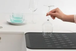 Brabantia astiakuivausalusta silikoni dark grey