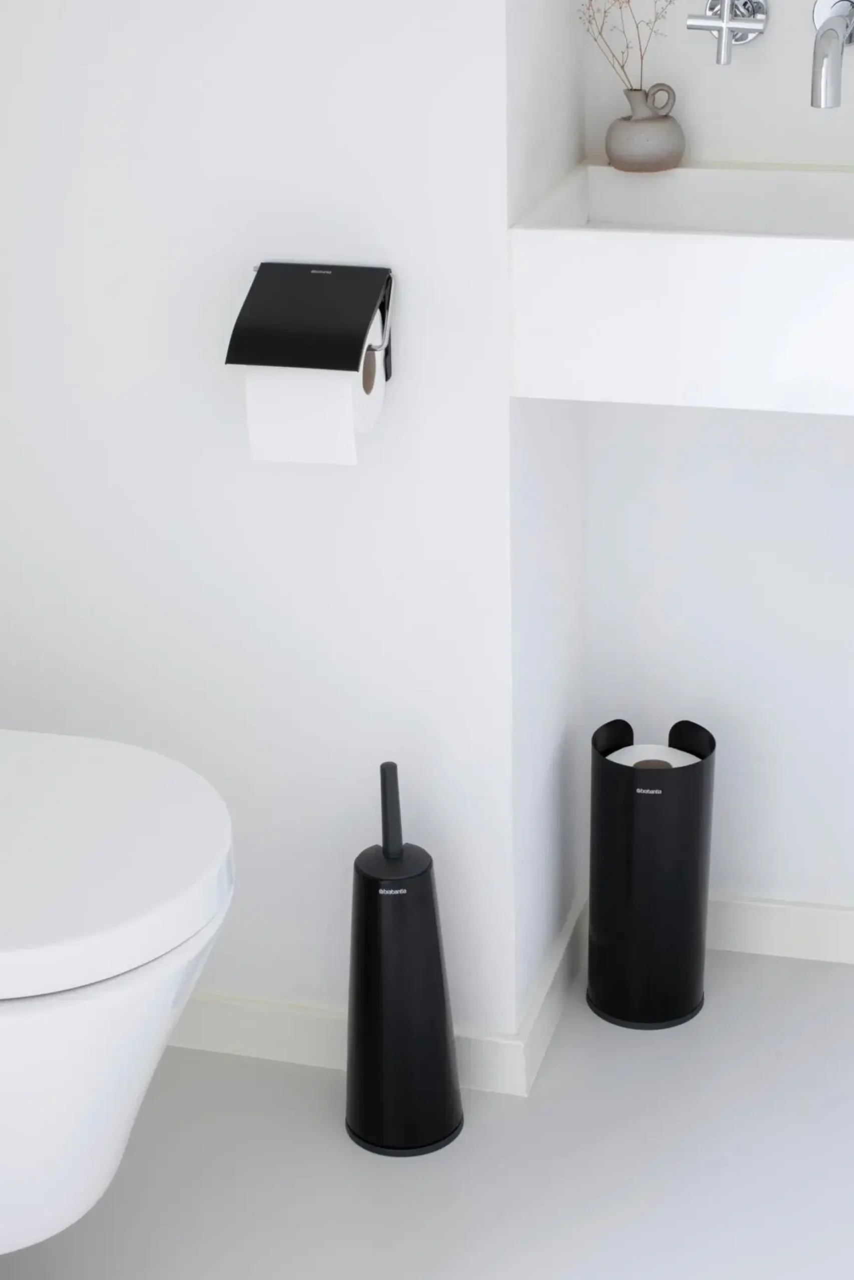 Brabantia ReNew WC- paperiteline matt black