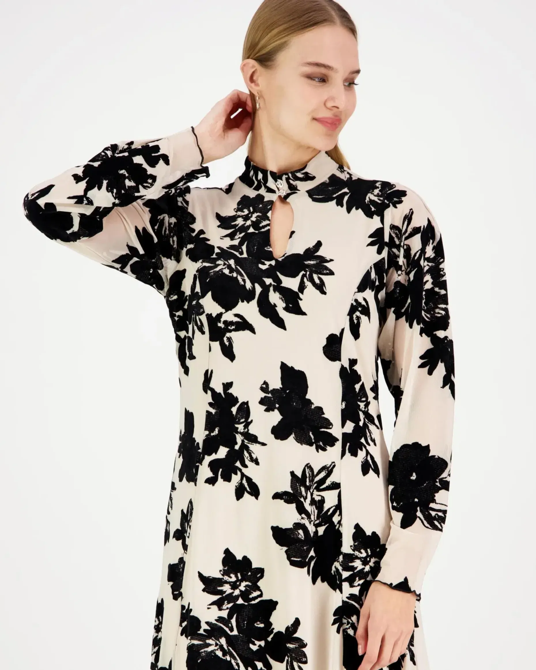 Bruuns Bazaar Zinea mekko