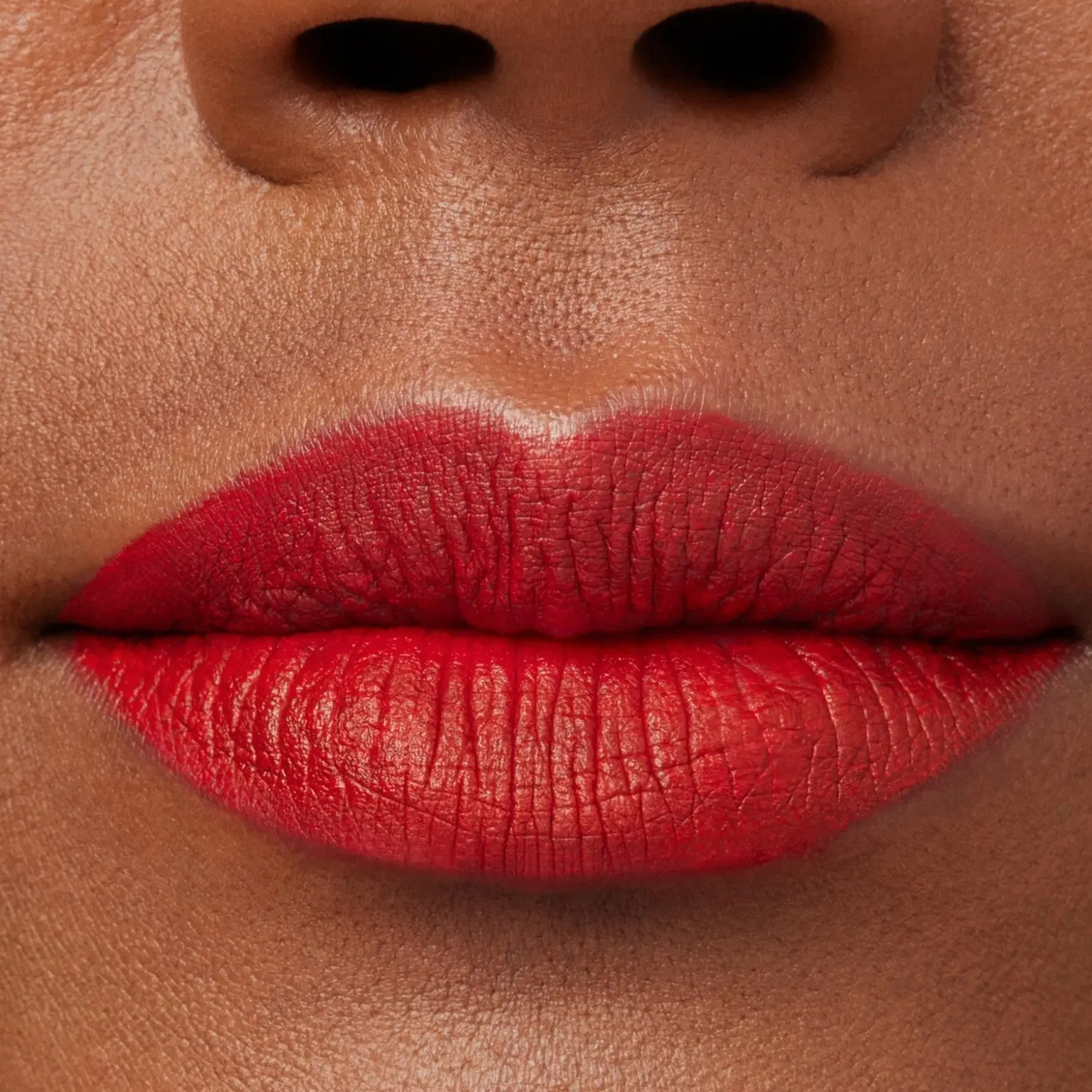 BUXOM Full On Plumping Lipstick mattahuulipuna 3,5ml