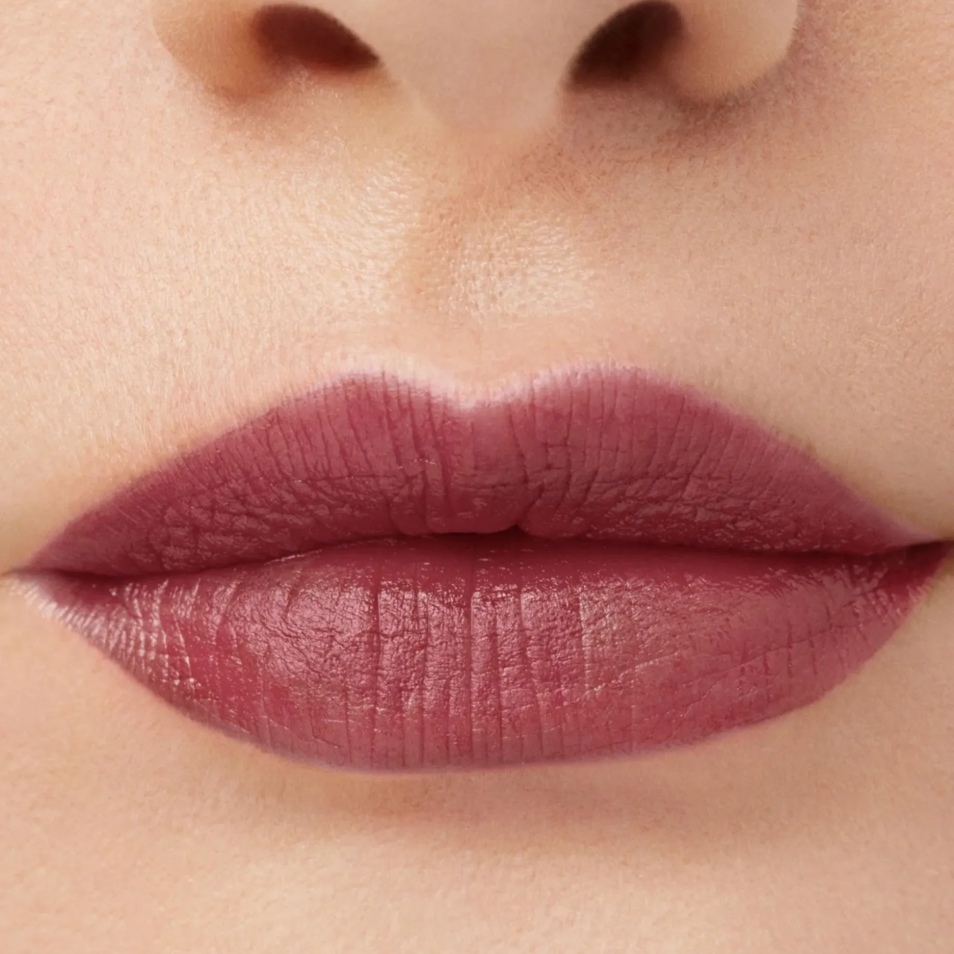 BUXOM Full On Plumping Lipstick mattahuulipuna 3,5ml