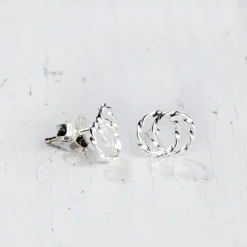 Cailap Hopeakorvakorut tuplarengas, pieni