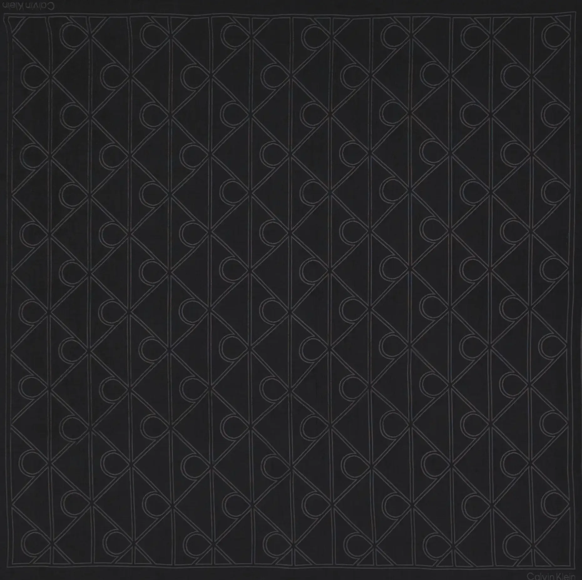 Calvin Klein 120 x 120 kuosillinen huivi