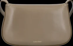 Calvin Klein CK flap olkalaukku
