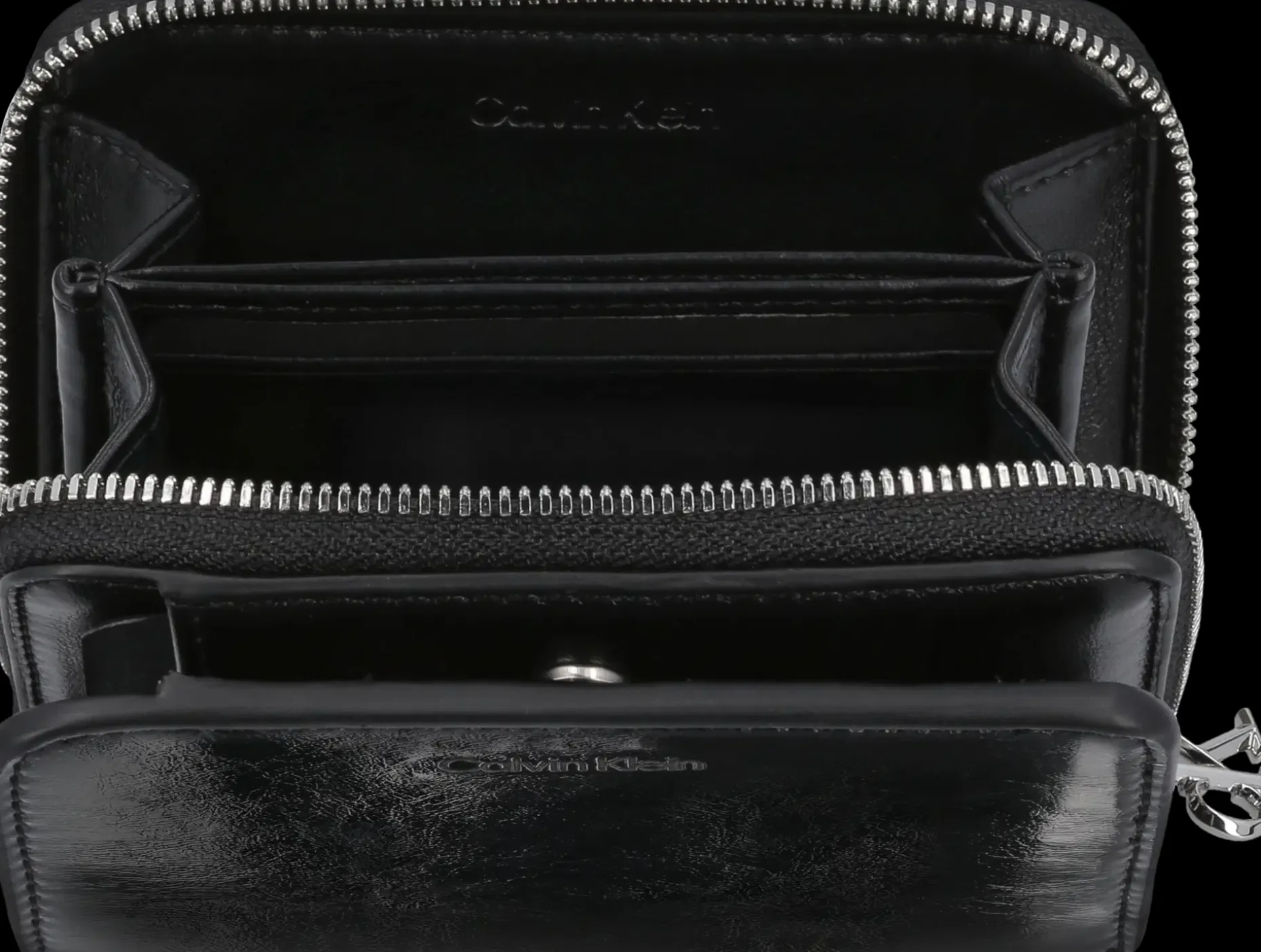 Calvin Klein CK metallic flap vetoketjulompakko