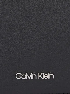 Calvin Klein CK Must kameralaukku