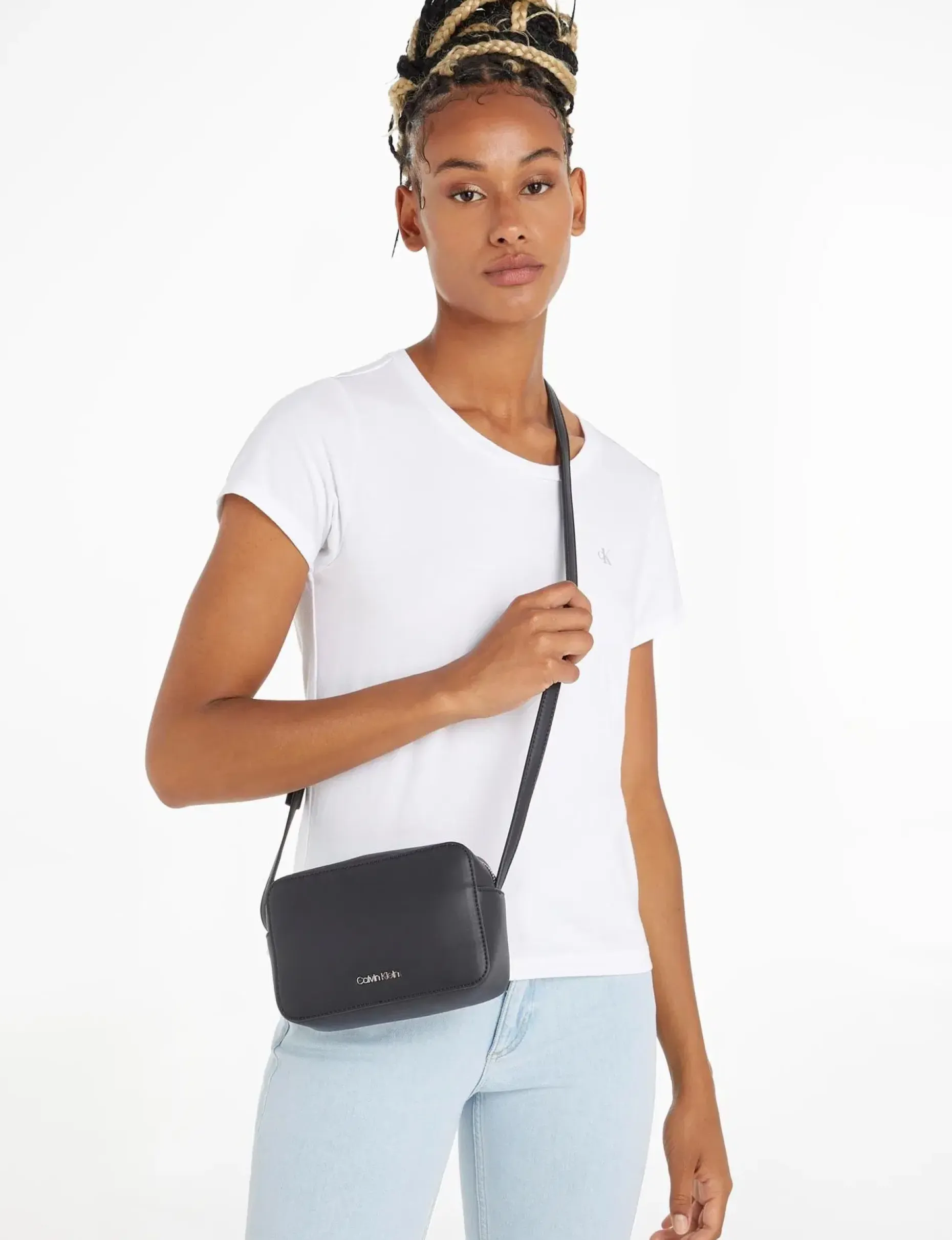 Calvin Klein CK Must kameralaukku