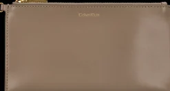 Calvin Klein Hardware adj strap m olkalaukku