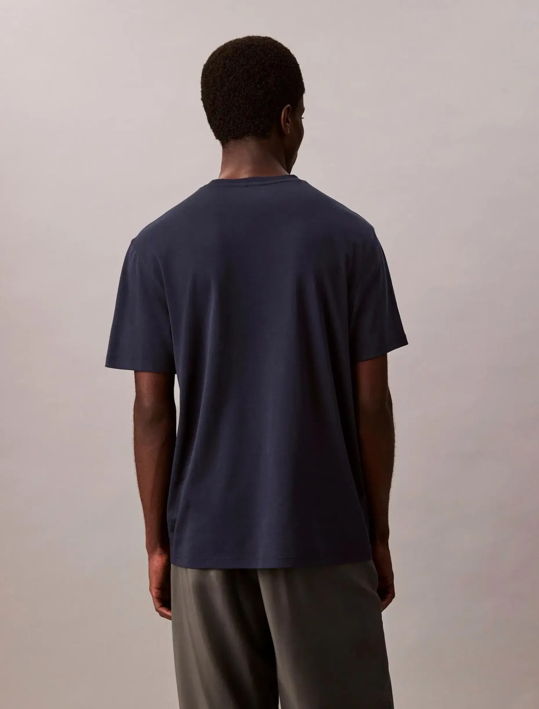 Calvin Klein Ss supima chest emb crewneck t-paita