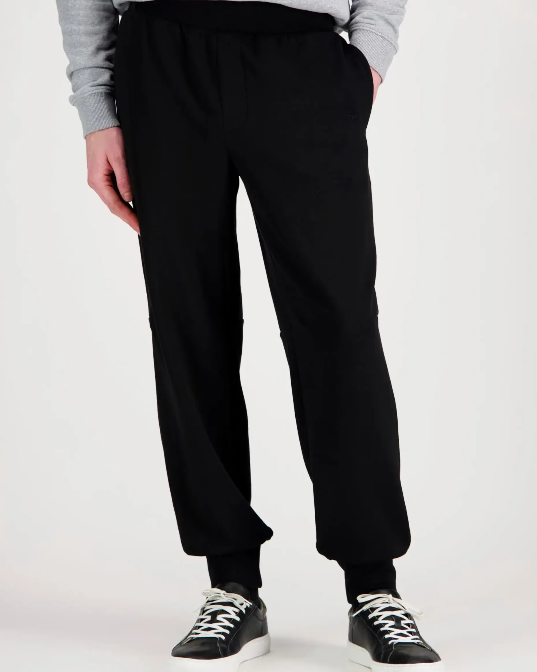 Calvin Klein Traveler collegehousut