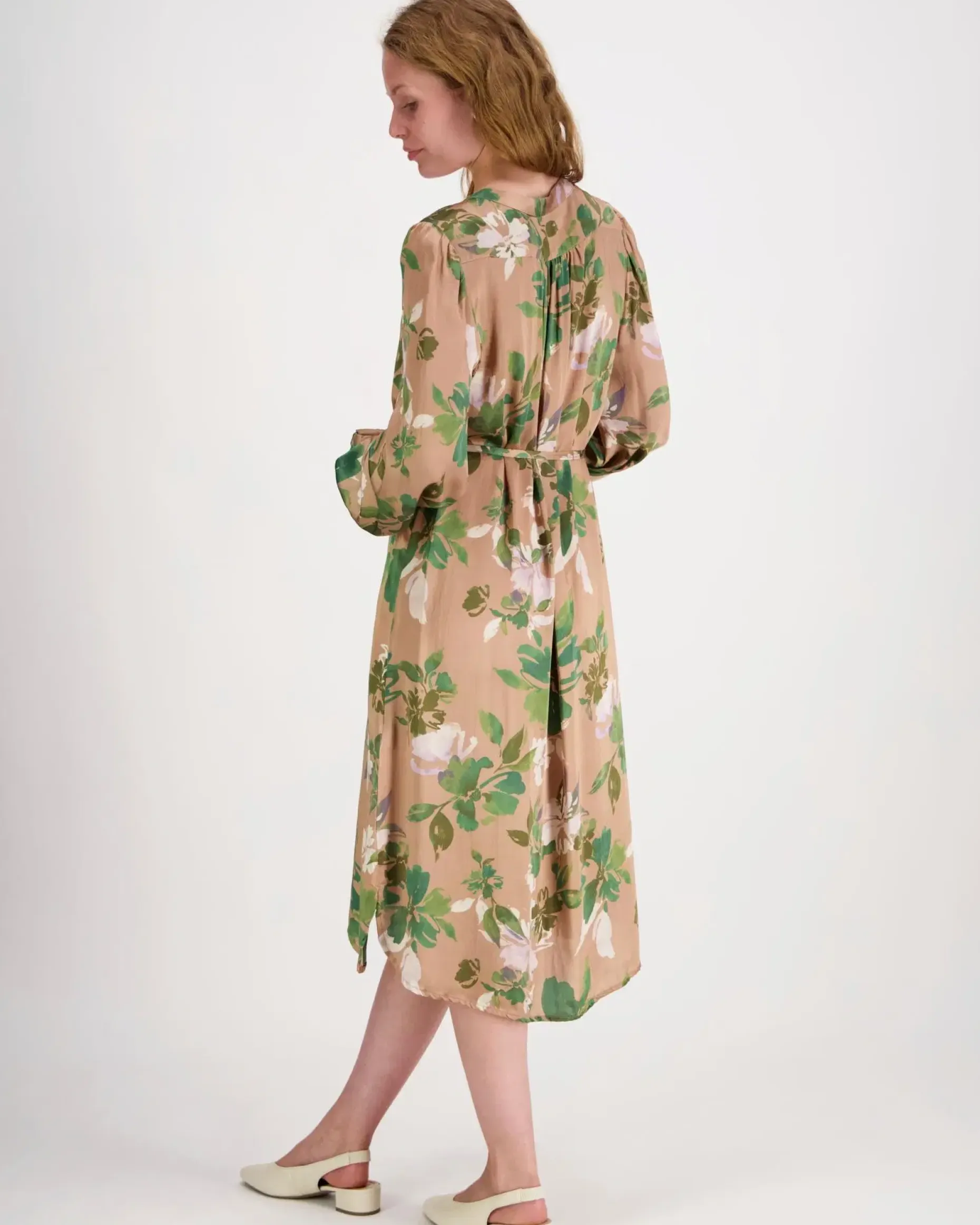 Claire Deljin floral kuosimekko