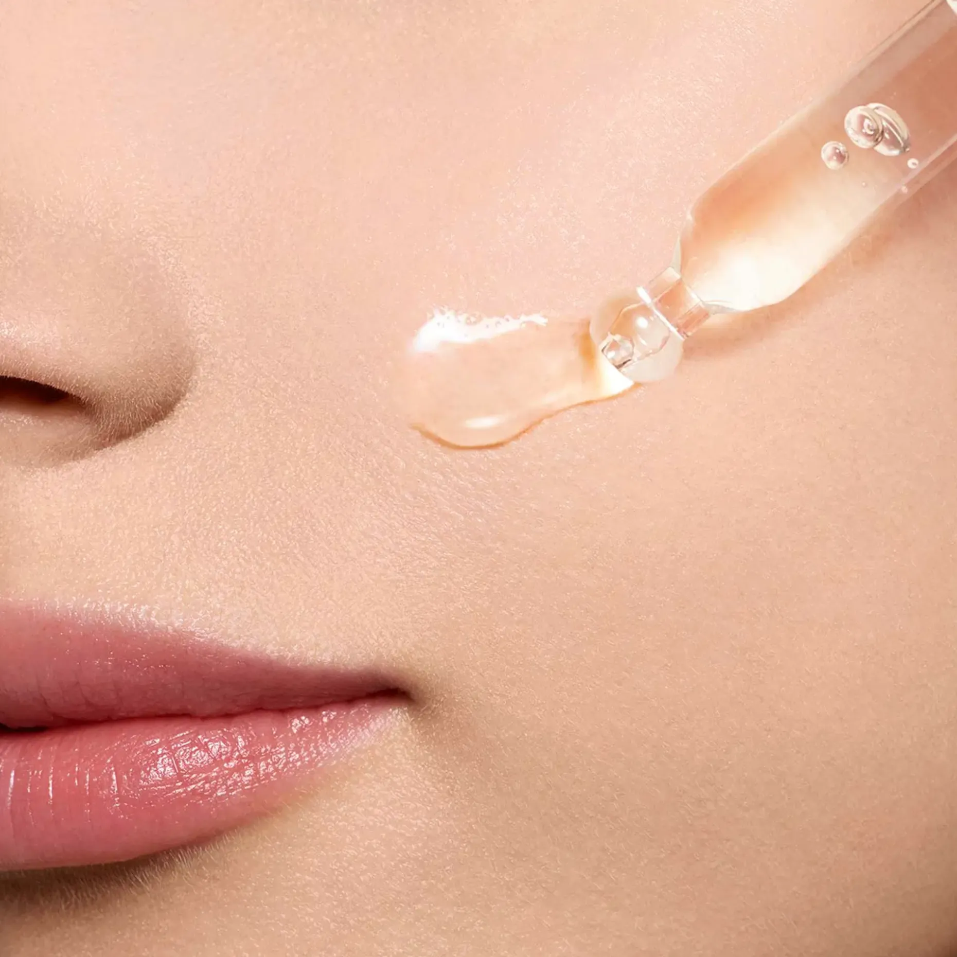 Clarins Beauty Flash Fresh Ampoule hoitotiiviste 8 ml