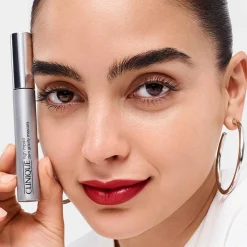 Clinique High Impact Zero Gravity ripsiväri 8 ml
