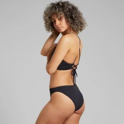 Dedicated Sanda bikinialaosa