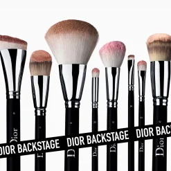DIOR BACKSTAGE Large Eyeshadow Blending Brush N23 luomivärisivellin