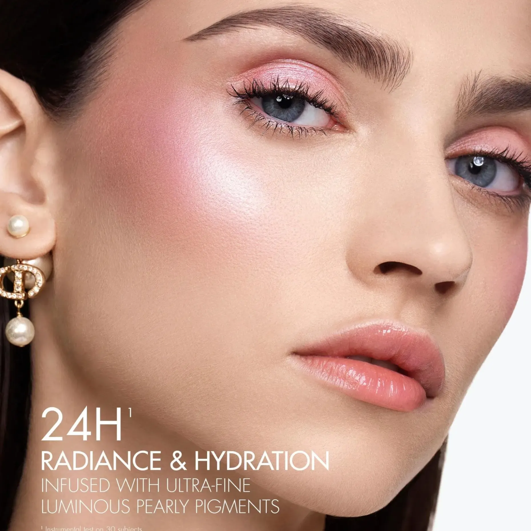 DIOR Forever Glow Maximizer Longwear Liquid Highlighter korostusväri 11 ml
