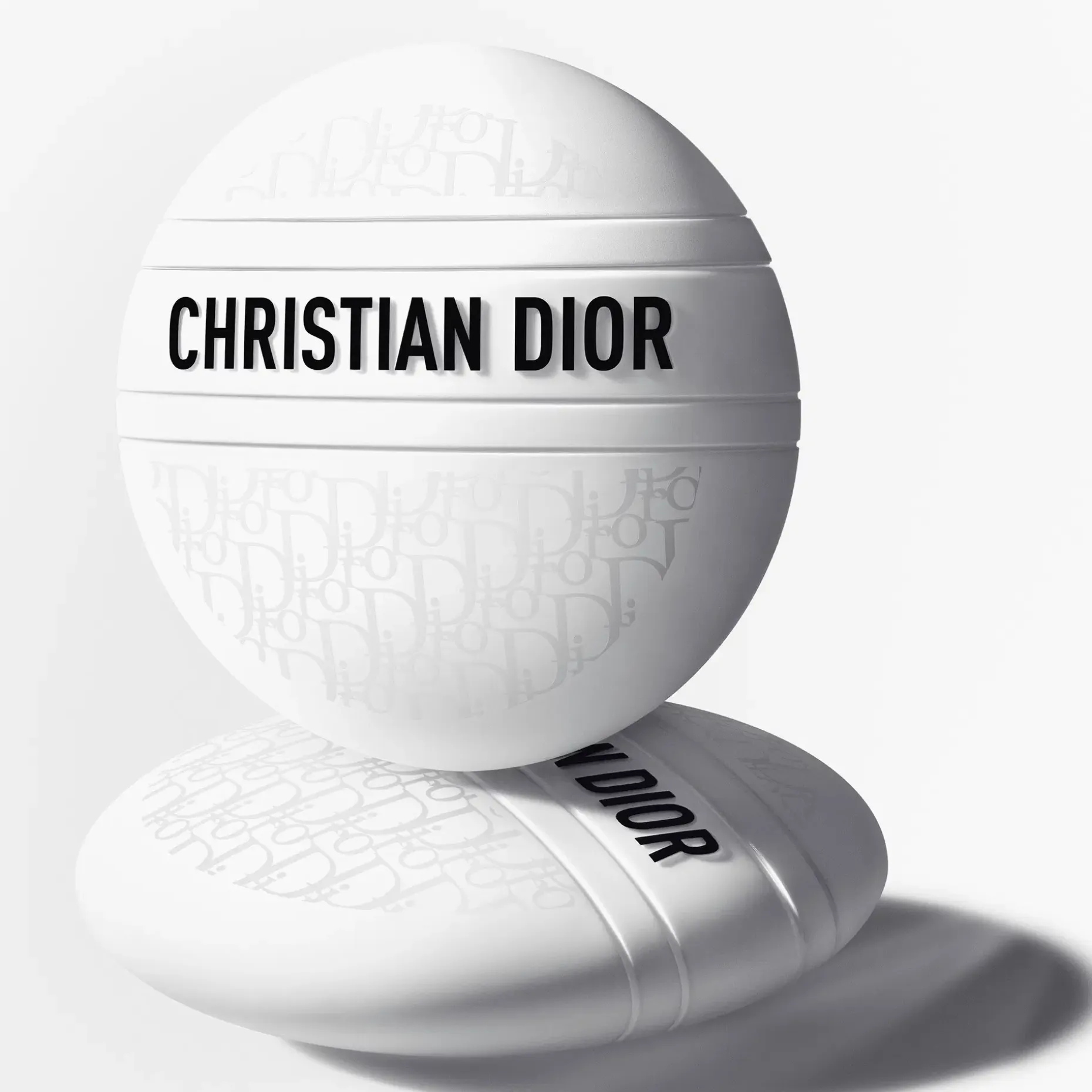 DIOR The Balm Revitalizing Multi-Use Balm hoitotuote 50 ml