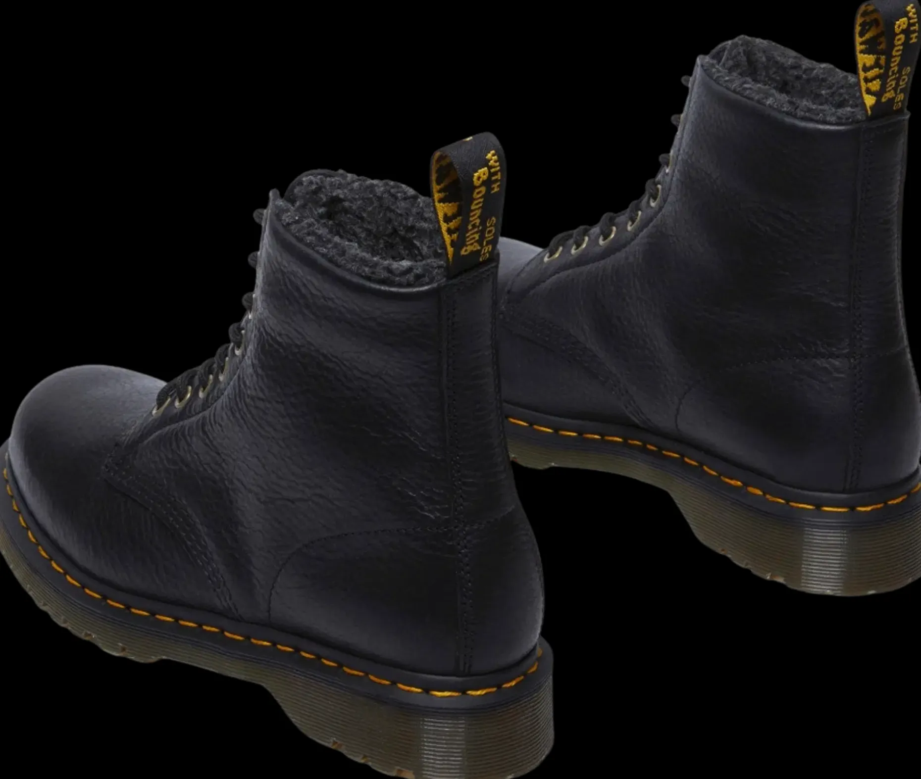 Dr. Martens 1460 talvikengät