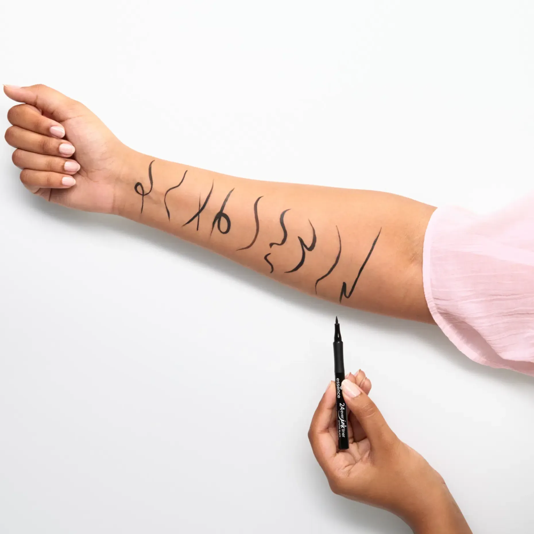 essence 24ever ink liner 01 Intense Black 1.2 ml