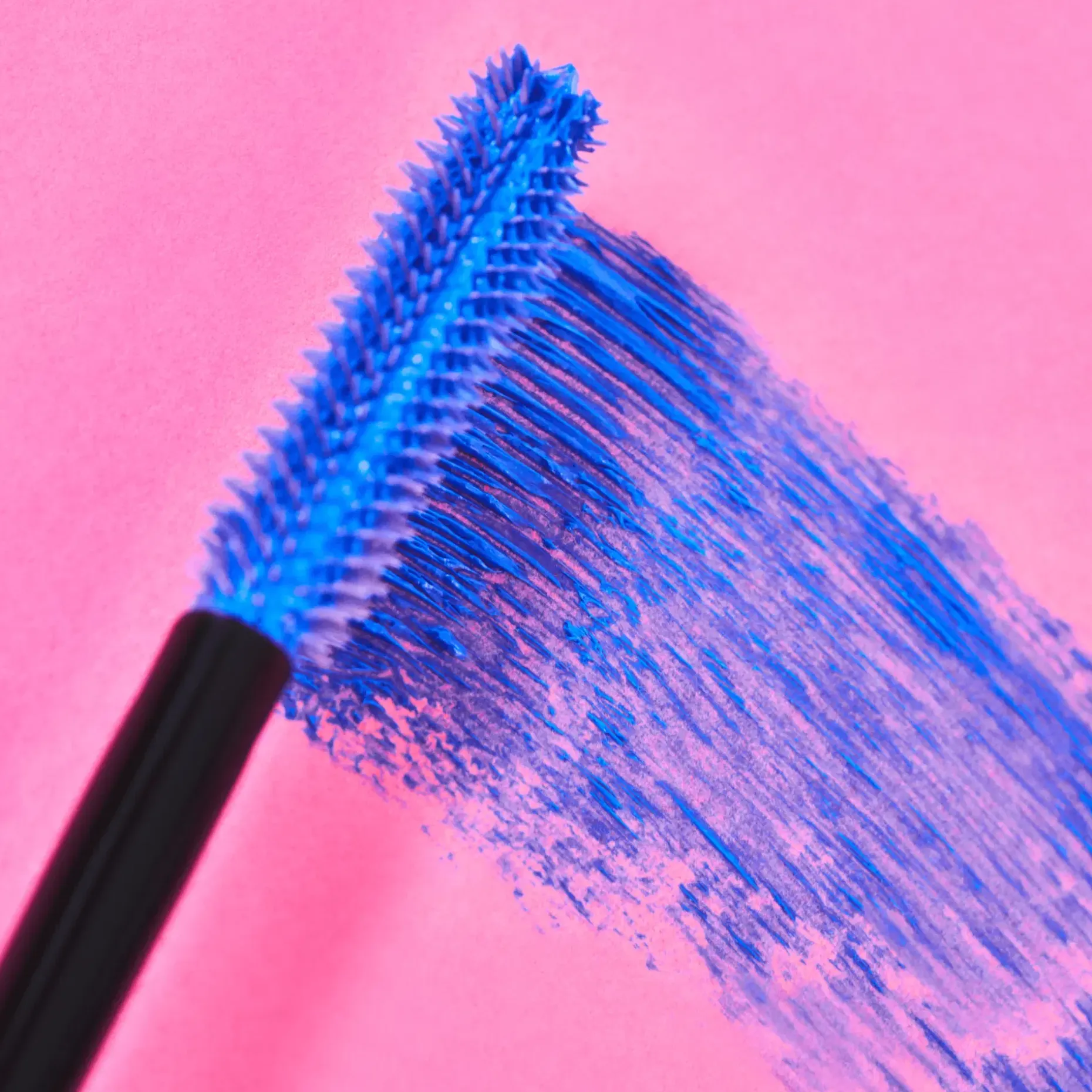essence I LOVE EXTREME BLUE crazy volume mascara 12 ml