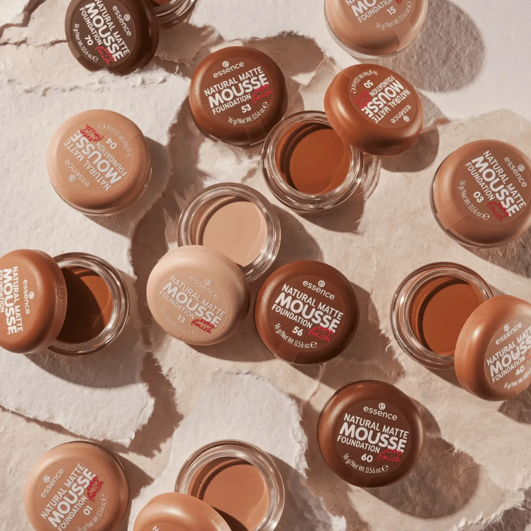 essence NATURAL MATTE MOUSSE meikkivoide 16 g