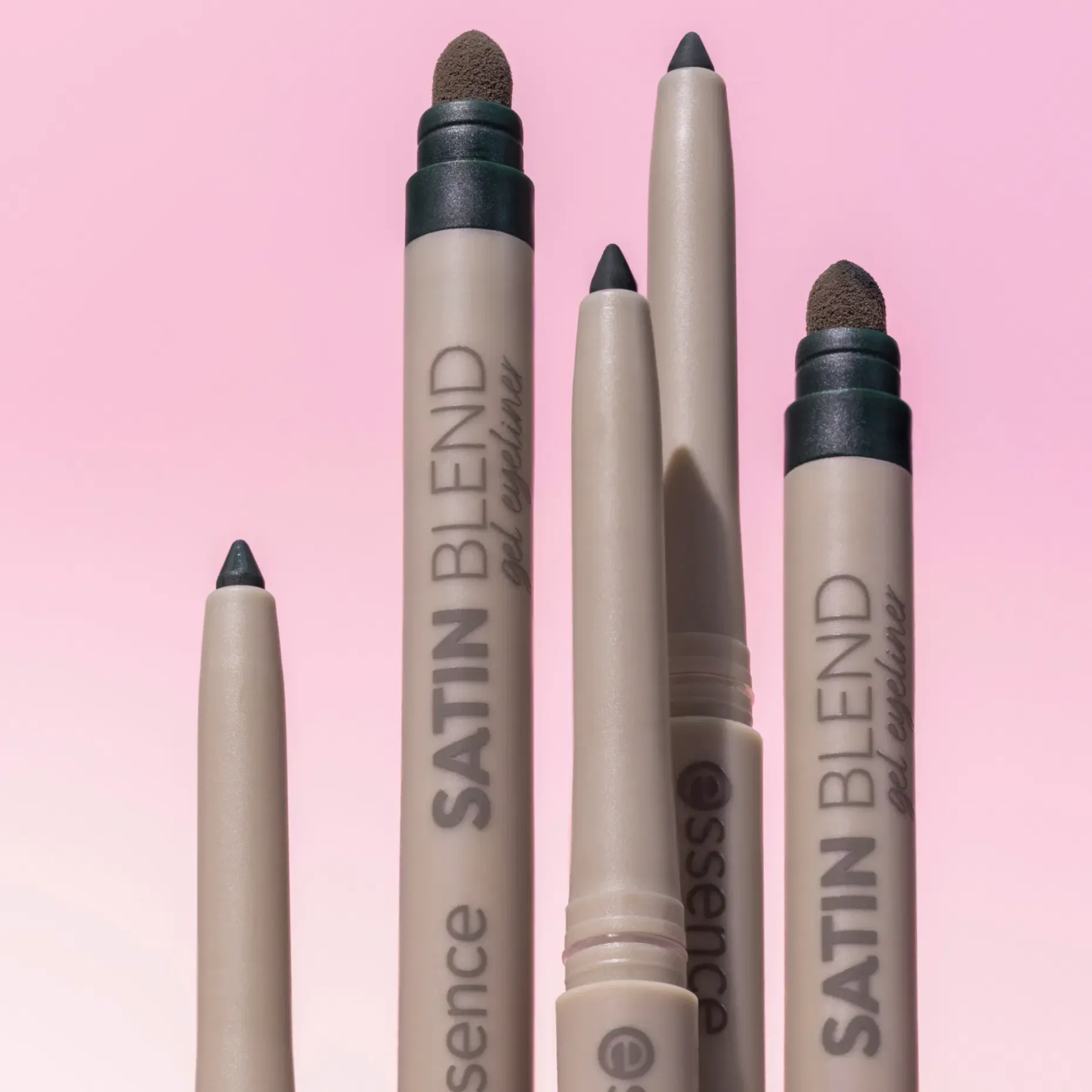 essence SATIN BLEND geelimäinen silmänrajaukynä 03