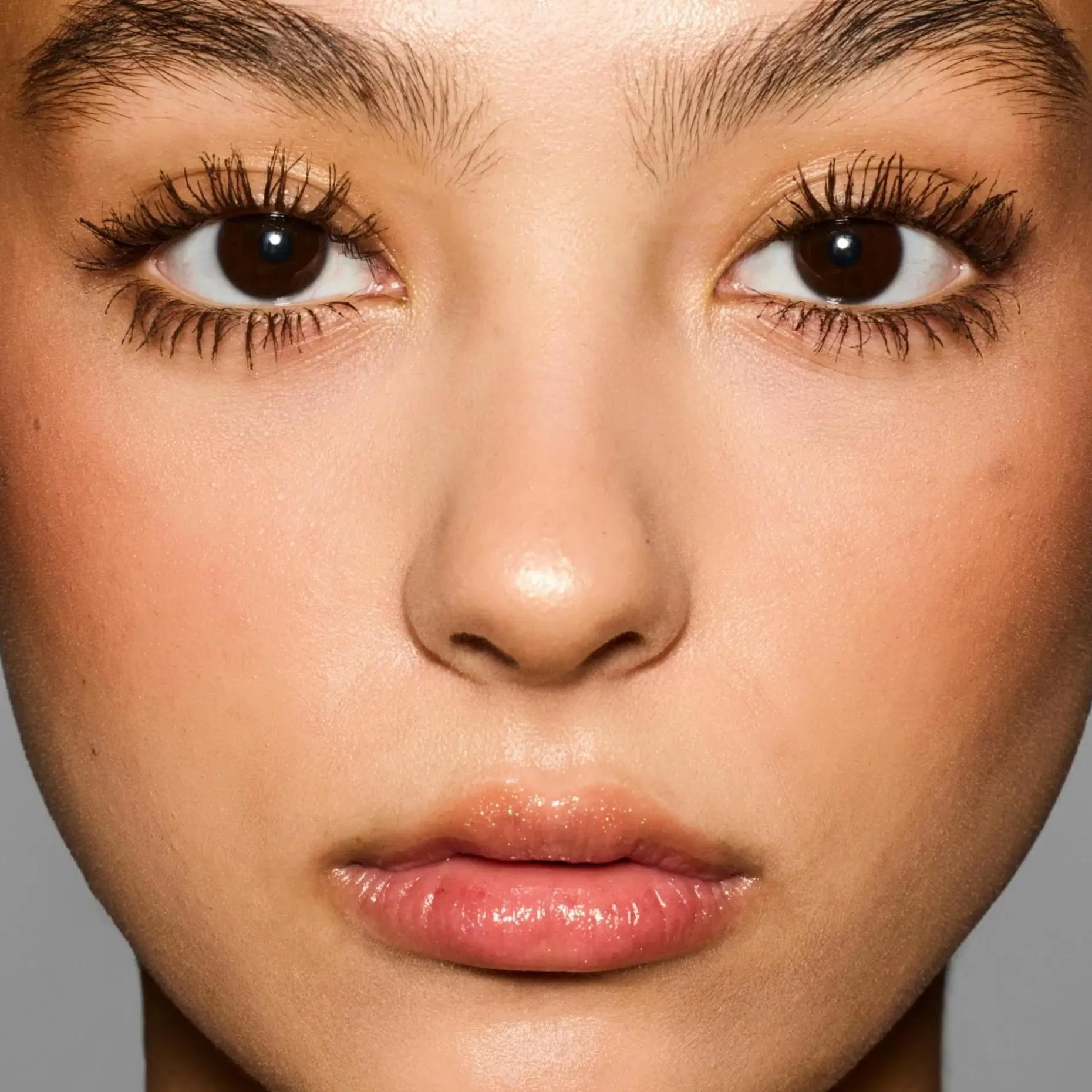 Fenty Beauty Hella Thicc Volumizing Mascara Brown 10 ml