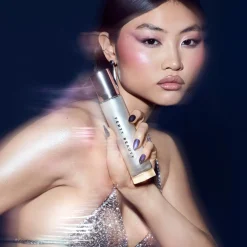 Fenty Beauty Limited Edition Body Luminizer Diamond Bomb Body Lava How Many Carats vartalohehku 90 ml