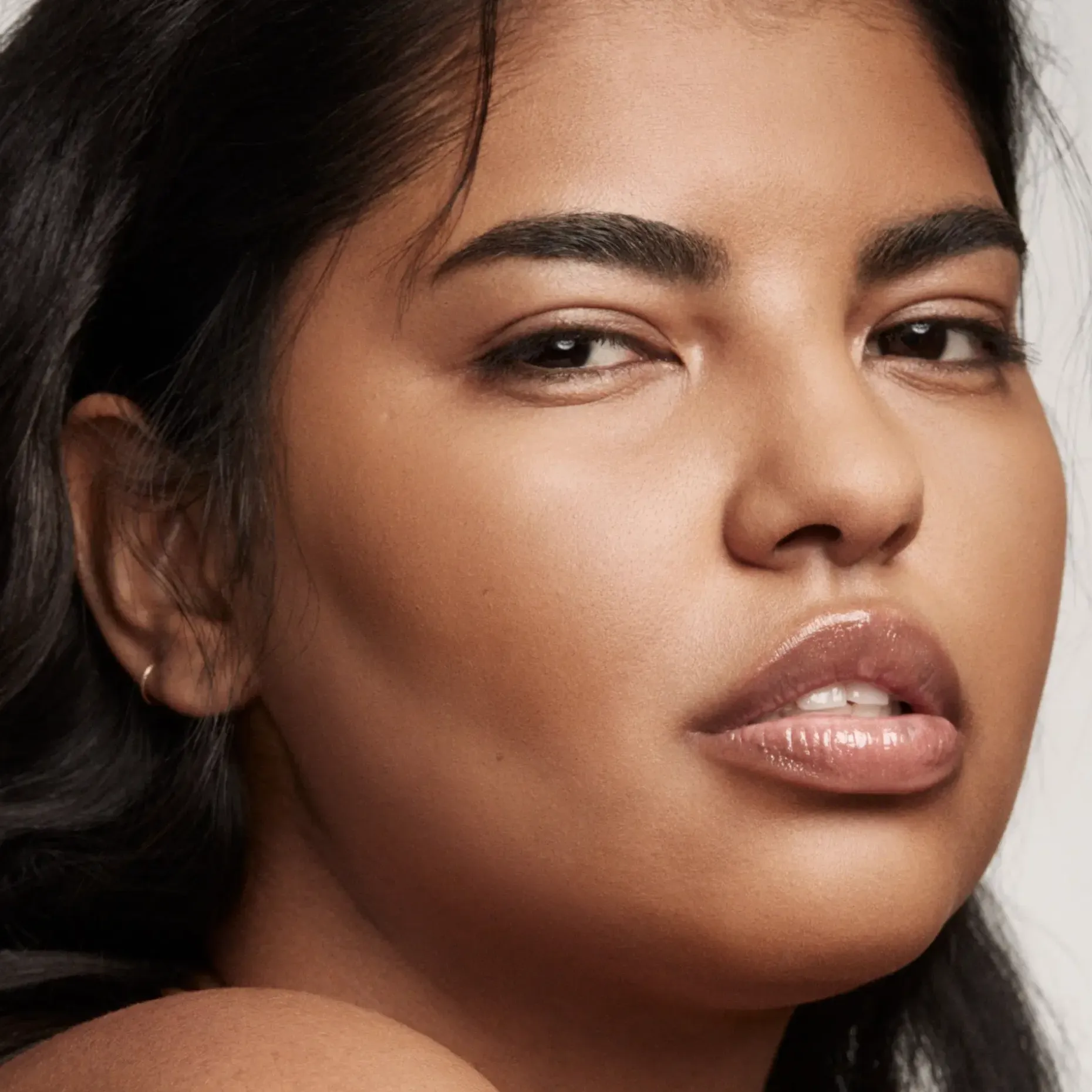 Fenty Beauty Pro Filt'r Soft Matte Powder Foundation meikkipuuteri 9,1 g