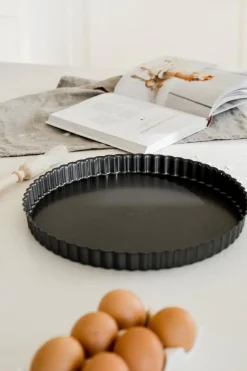 Heirol pyöreä piirasvuoka irtopohjalla 28 cm pinnoitettu