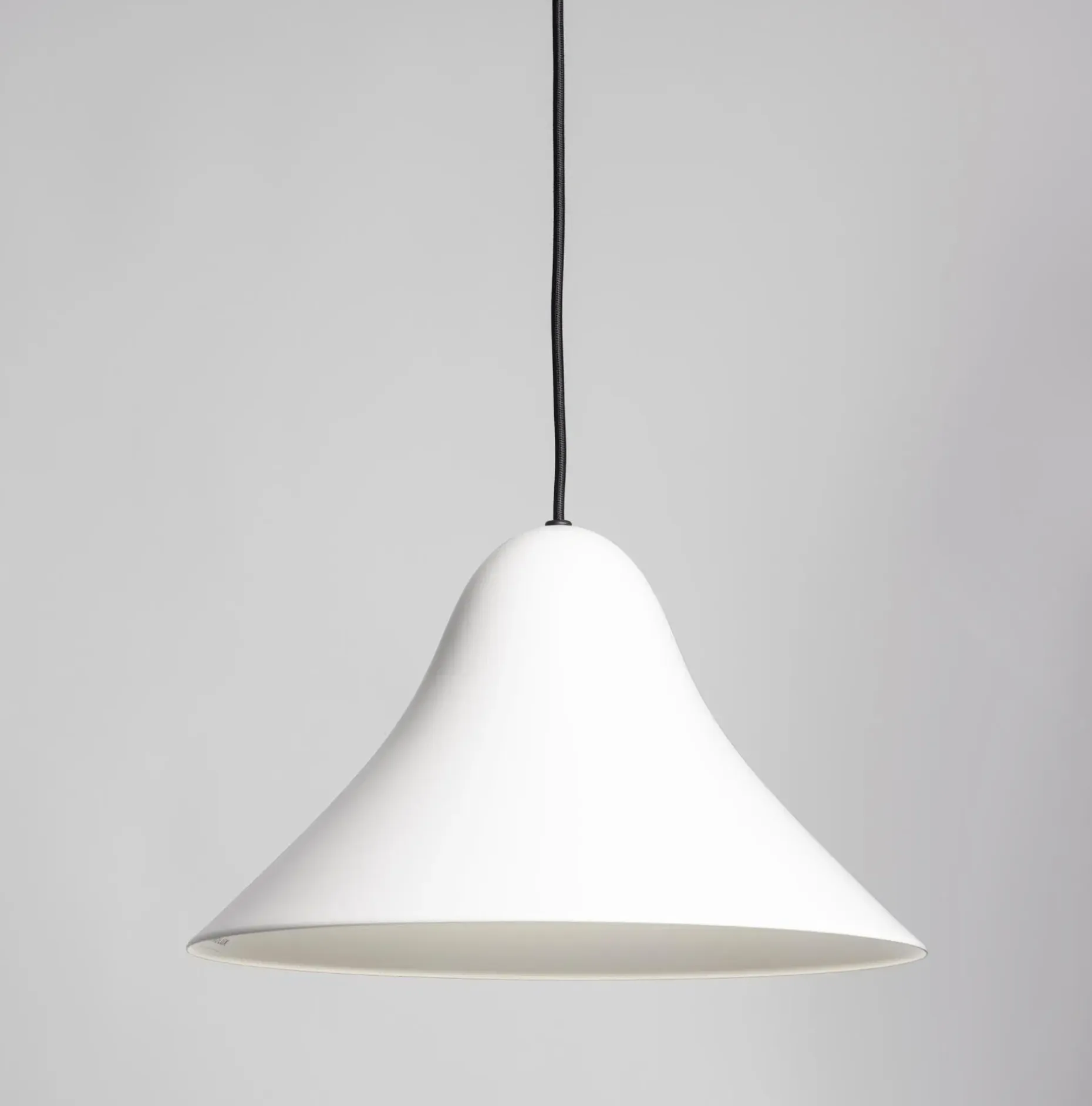 Innolux Alba M riippuvalaisin