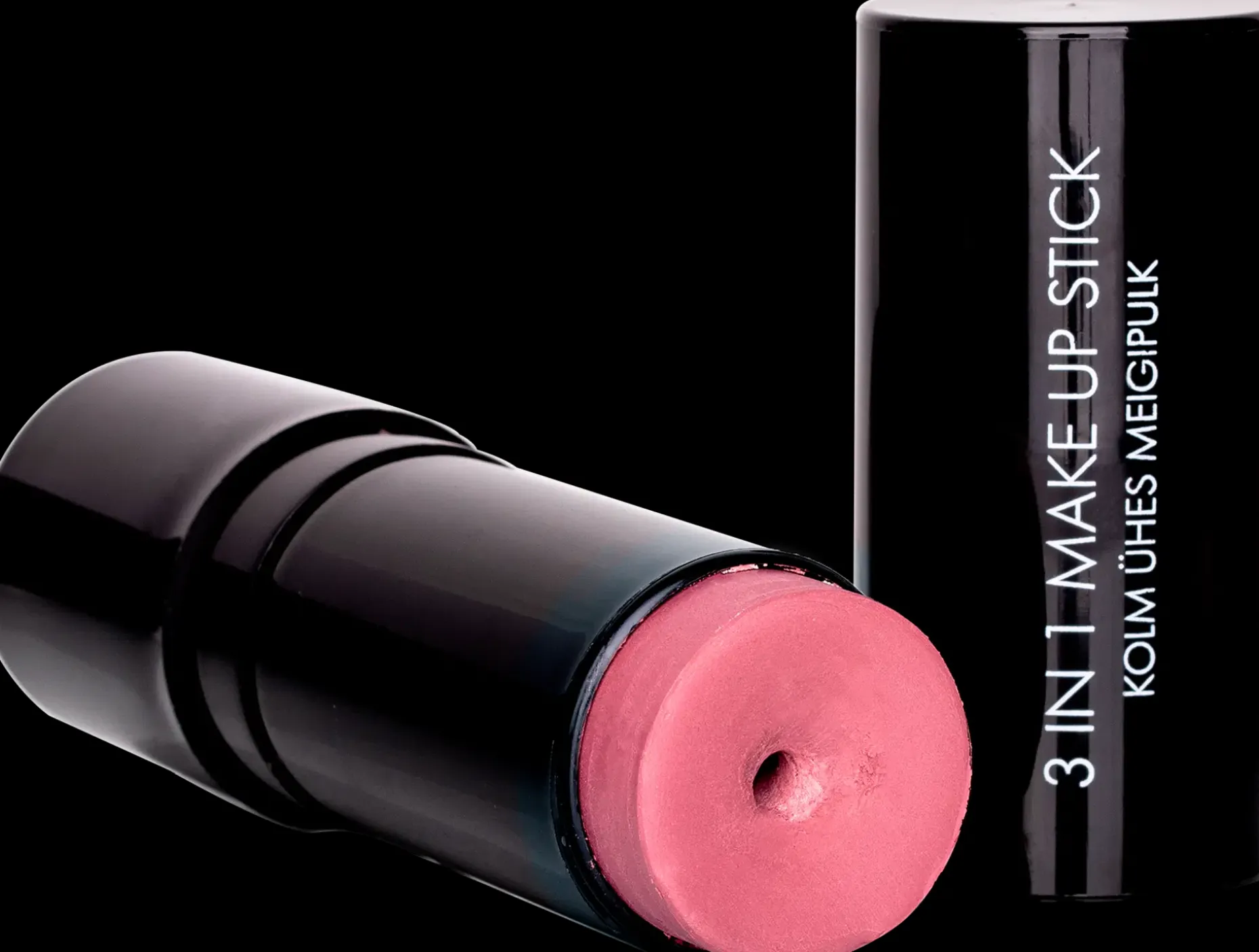 Joik Organic Beauty 3-in-1 Voidemainen Poskipunapuikko 8,5 g