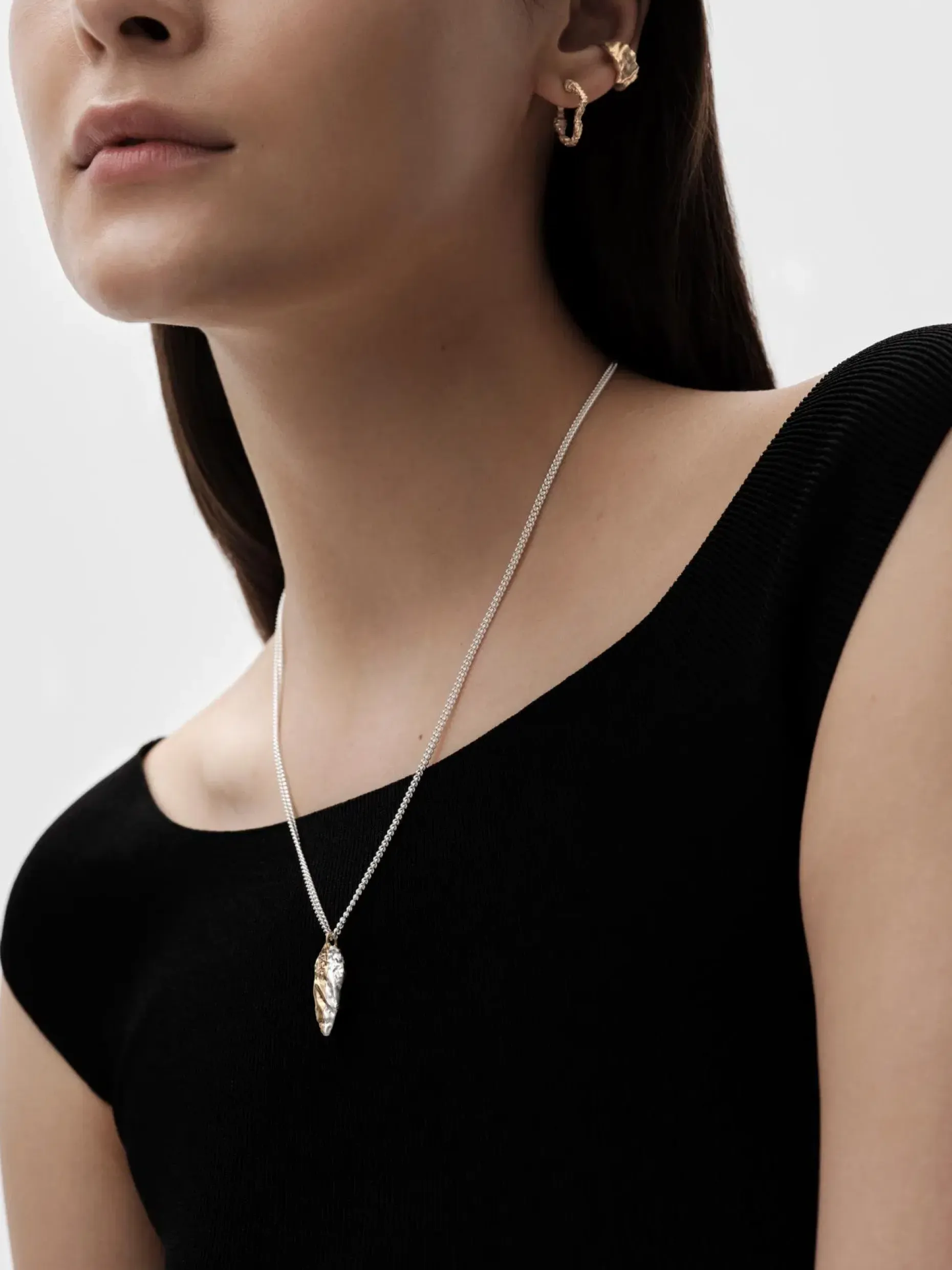Kalevala Itu- ear cuff hopea, kttu