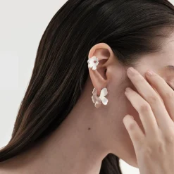 Kalevala Unikko ear cuff hopea