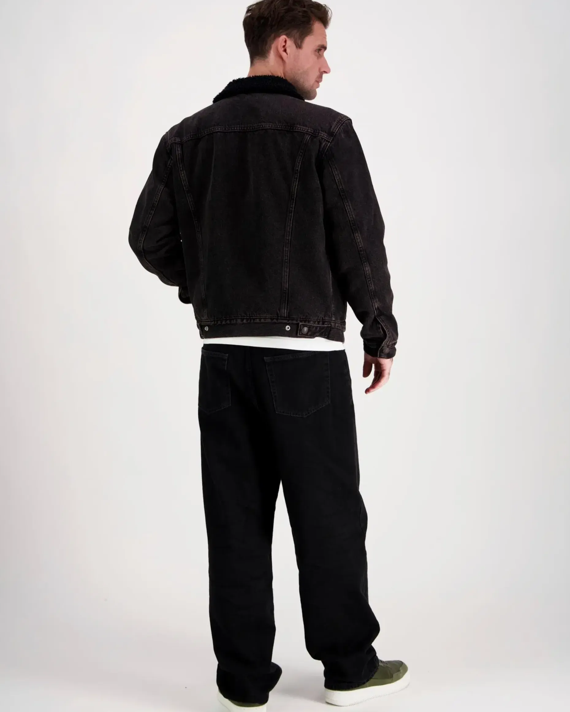 Levi's Type 3 sherpa trucker farkkutakki
