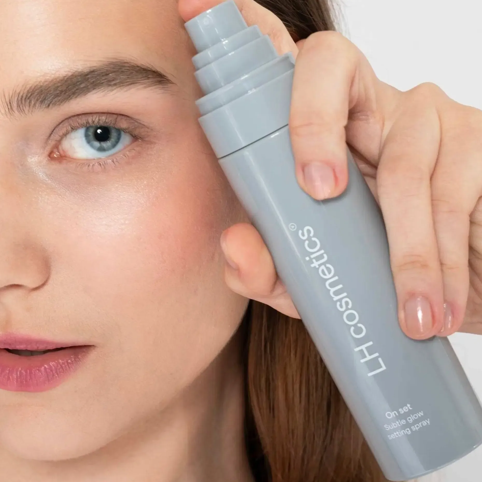 LH cosmetics On Set Subtle Glow Setting Spray meikinkiinnityssuihke 100 ml