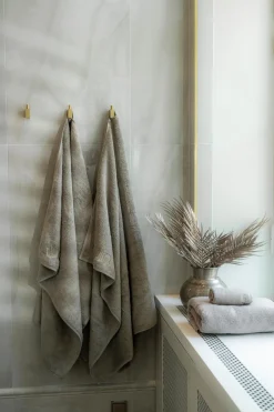 Luin Living Your Home Your Spa kylpypyyhe 70x140 cm sand