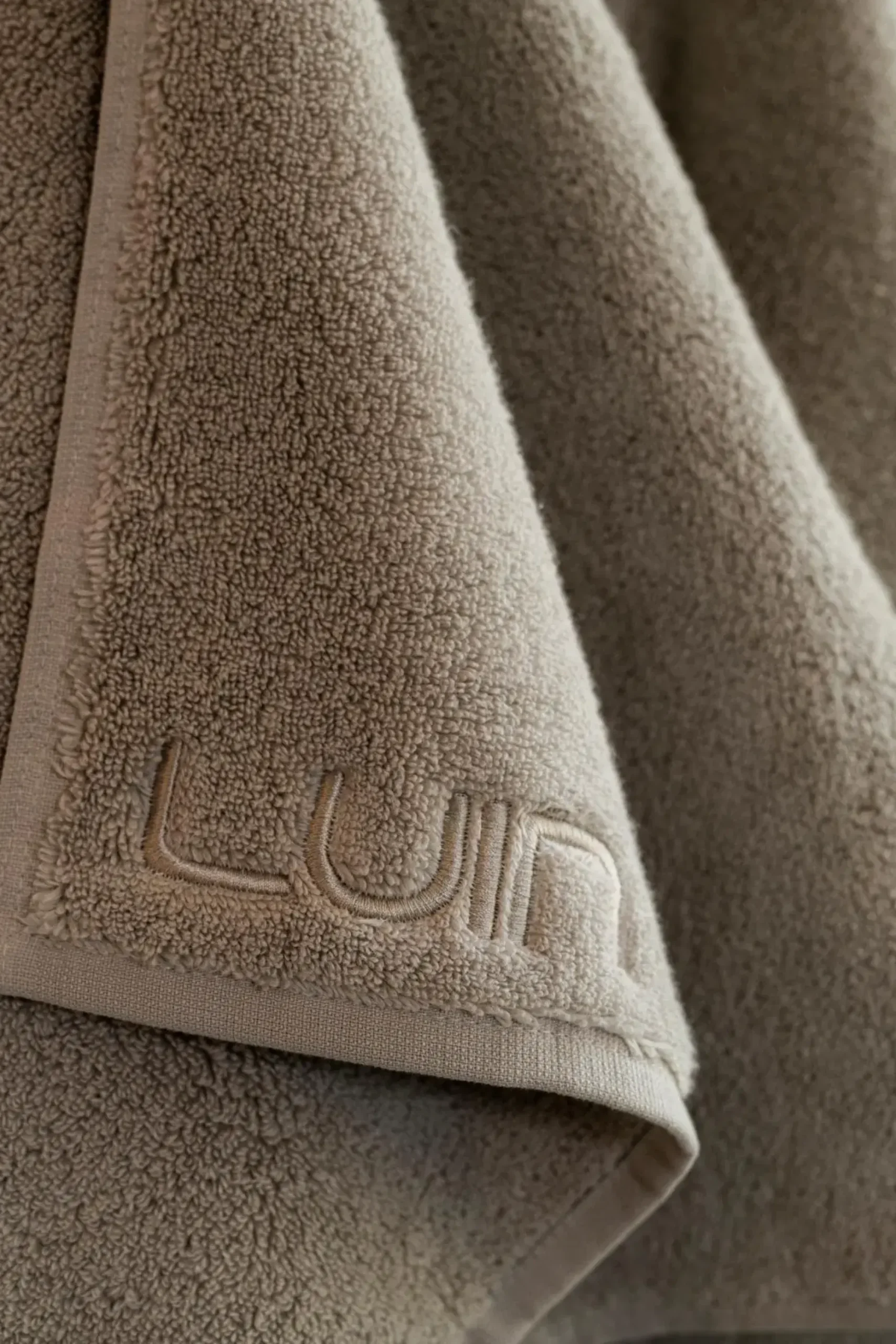 Luin Living Your Home Your Spa kylpypyyhe 70x140 cm sand