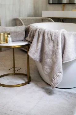 Luin Living Your Home Your Spa jättipyyhe 100x150 cm sand