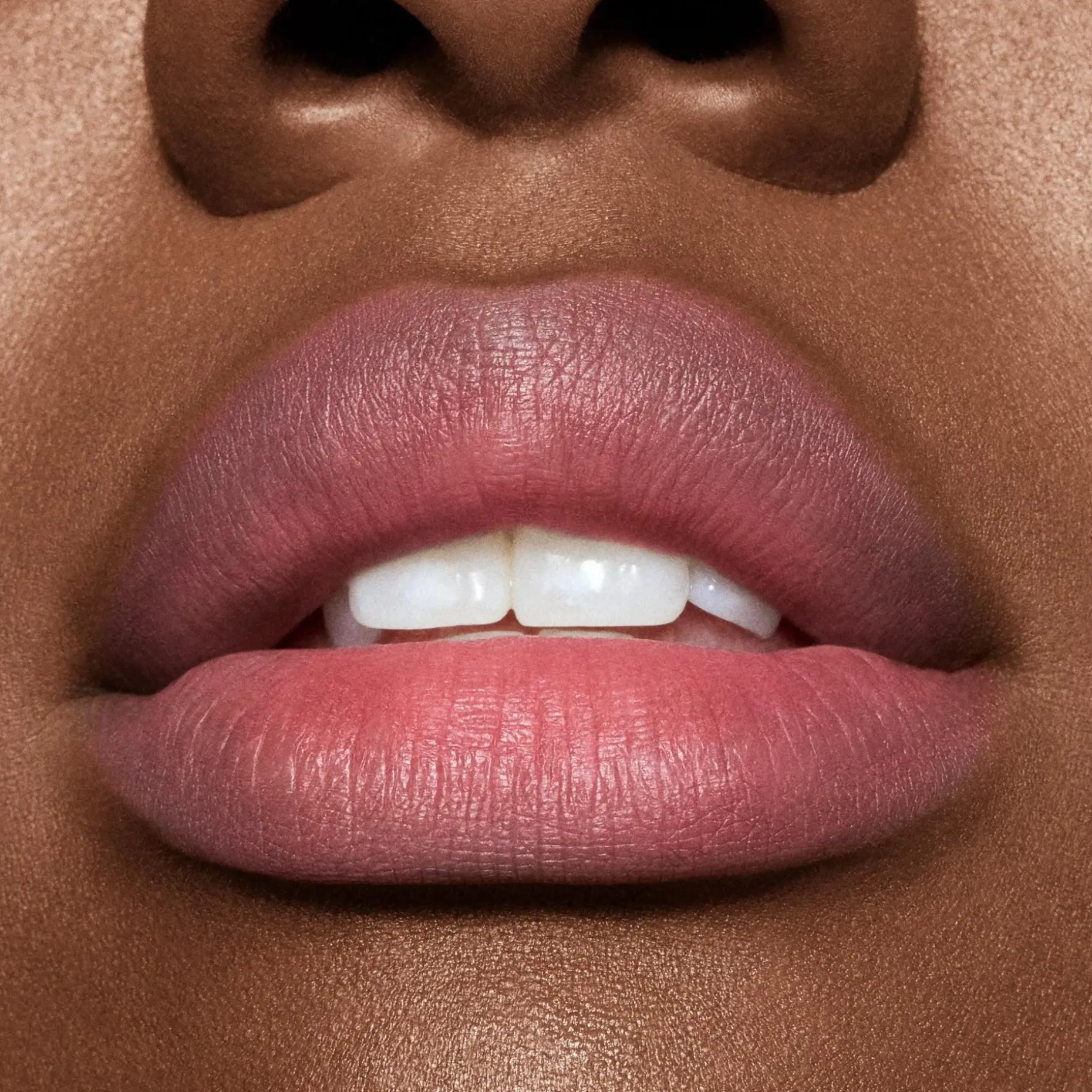 MAC Cosmetics Powder Kiss Hazy Matte Lipstick -huulipuna 3,5 g
