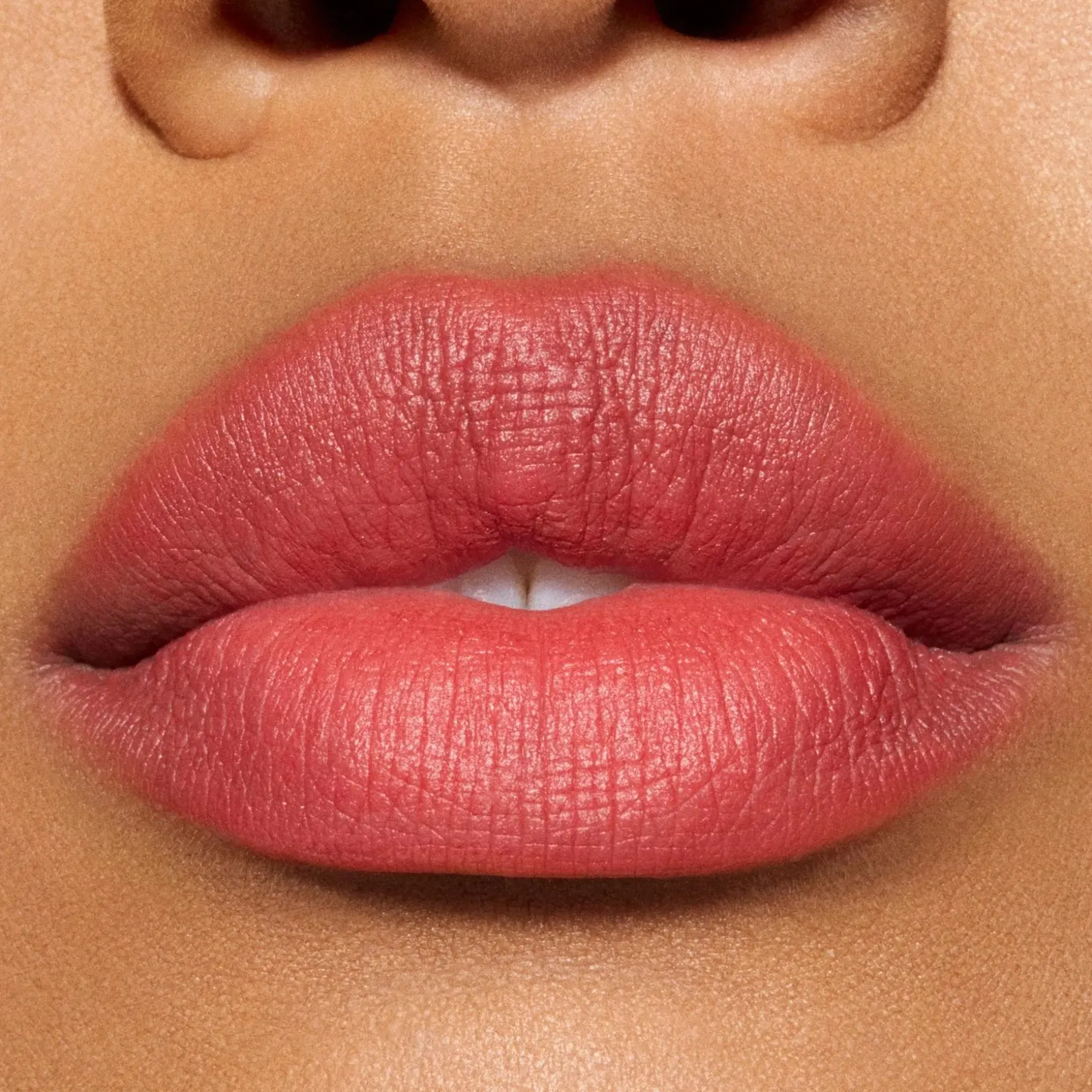 MAC Cosmetics Powder Kiss Hazy Matte Lipstick -huulipuna 3,5 g