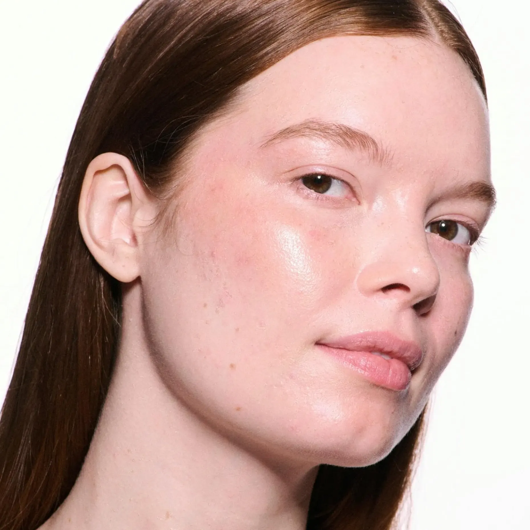 MAC Cosmetics Skinfinish Lightstruck Liquid Highlighter -korostusväri 15 ml