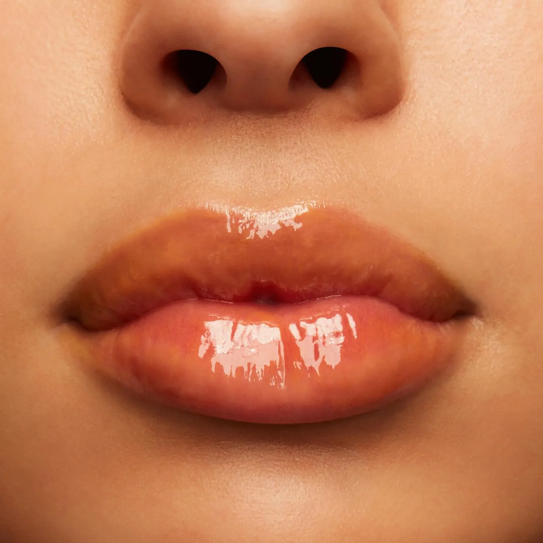 MAC Cosmetics Squirt Plumping Lipgloss Stick -huulikiilto 2,3 g