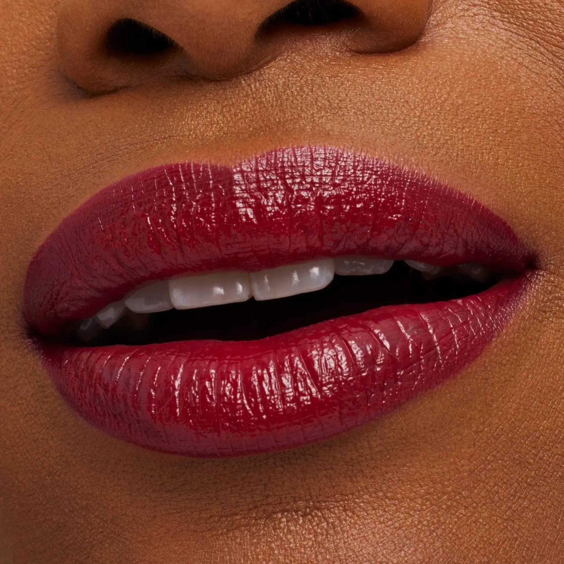 MAC Macximal Sleek Satin Lipstick huulipuna 3,5 g