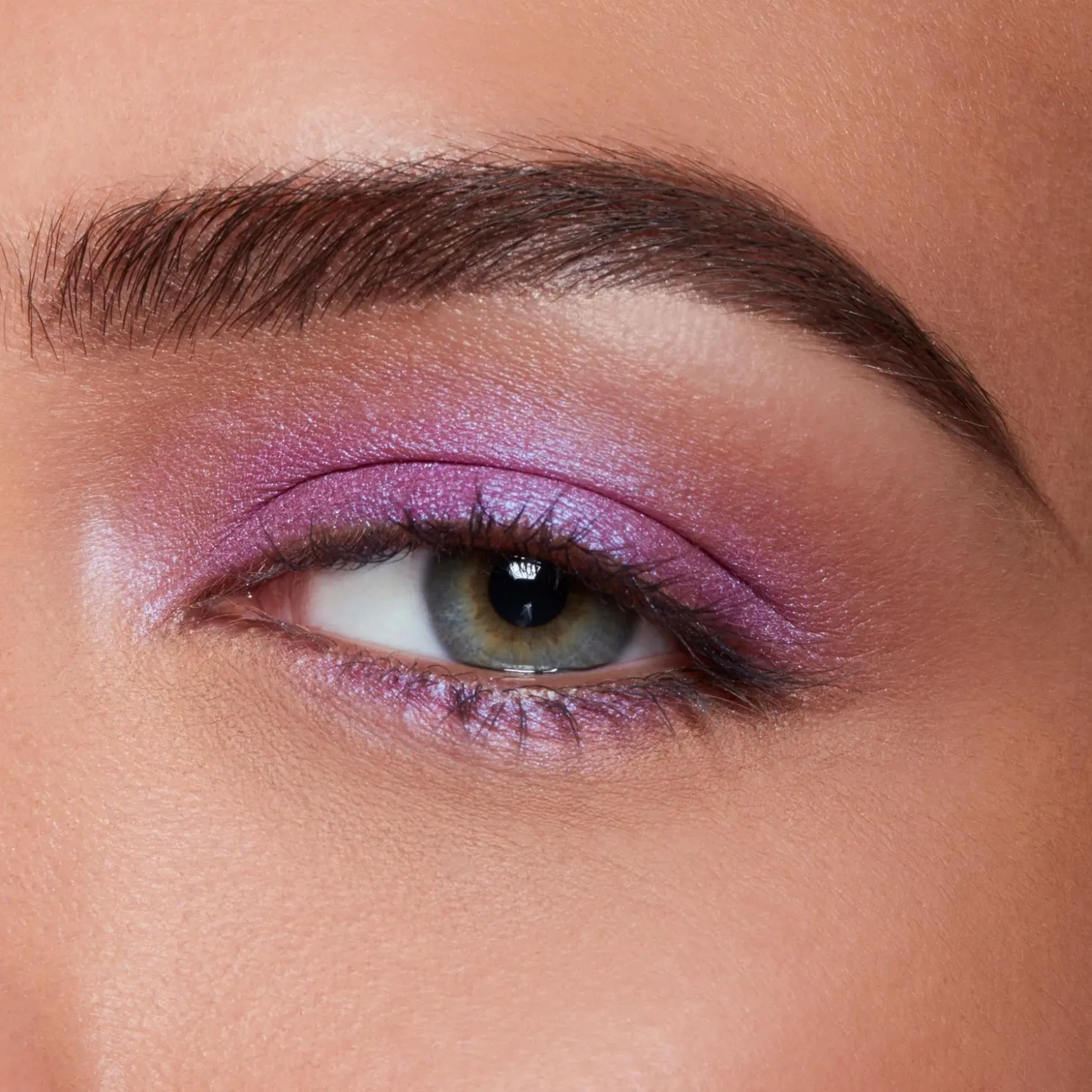 MAC Veluxe Pearl Eye Shadow luomiväri 1,3 g