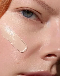 Madara Skinonym Semi-Matte Peptide Foundation Peptidimeikkivoide 30 ml