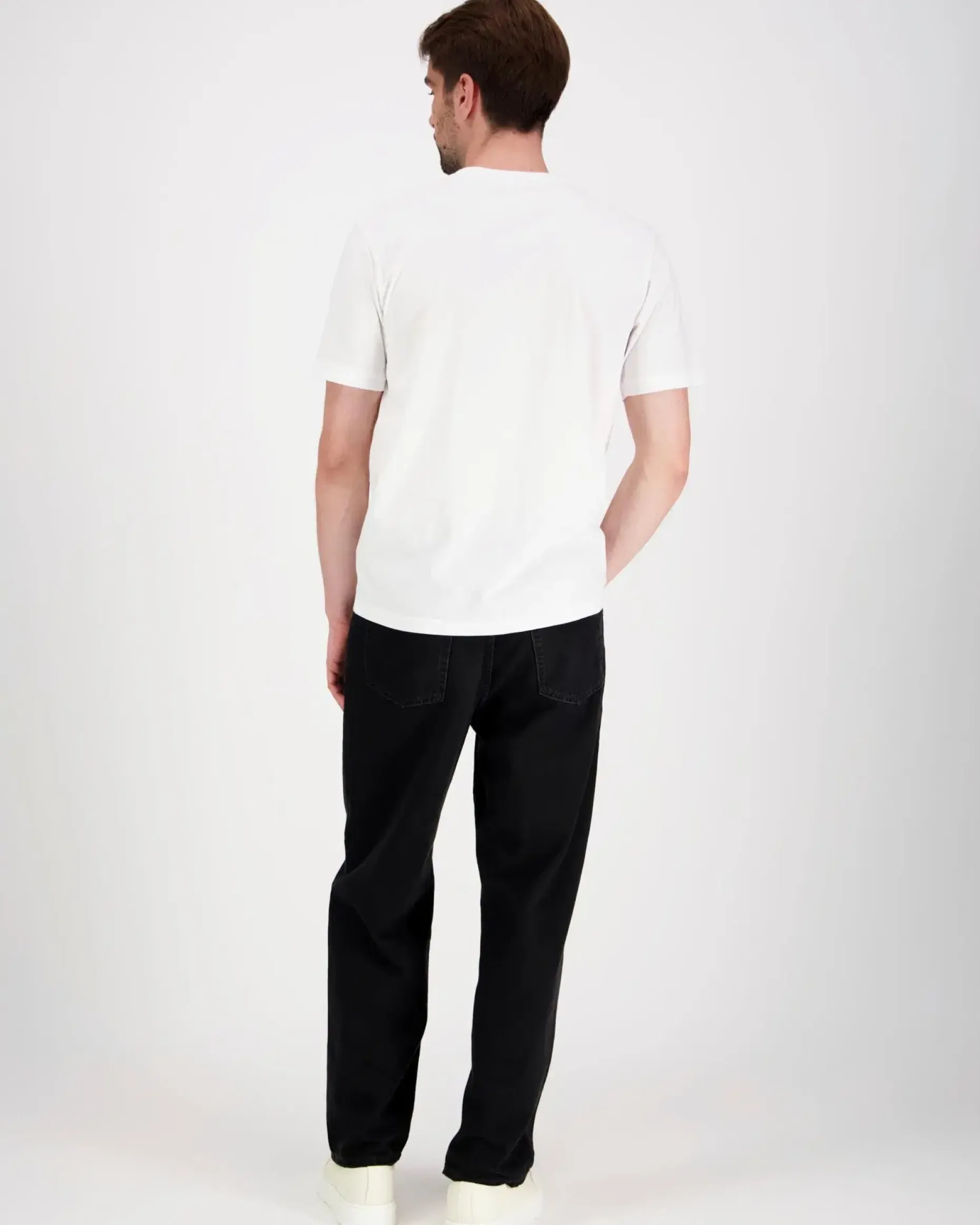 Makia Square Pocket t-paita