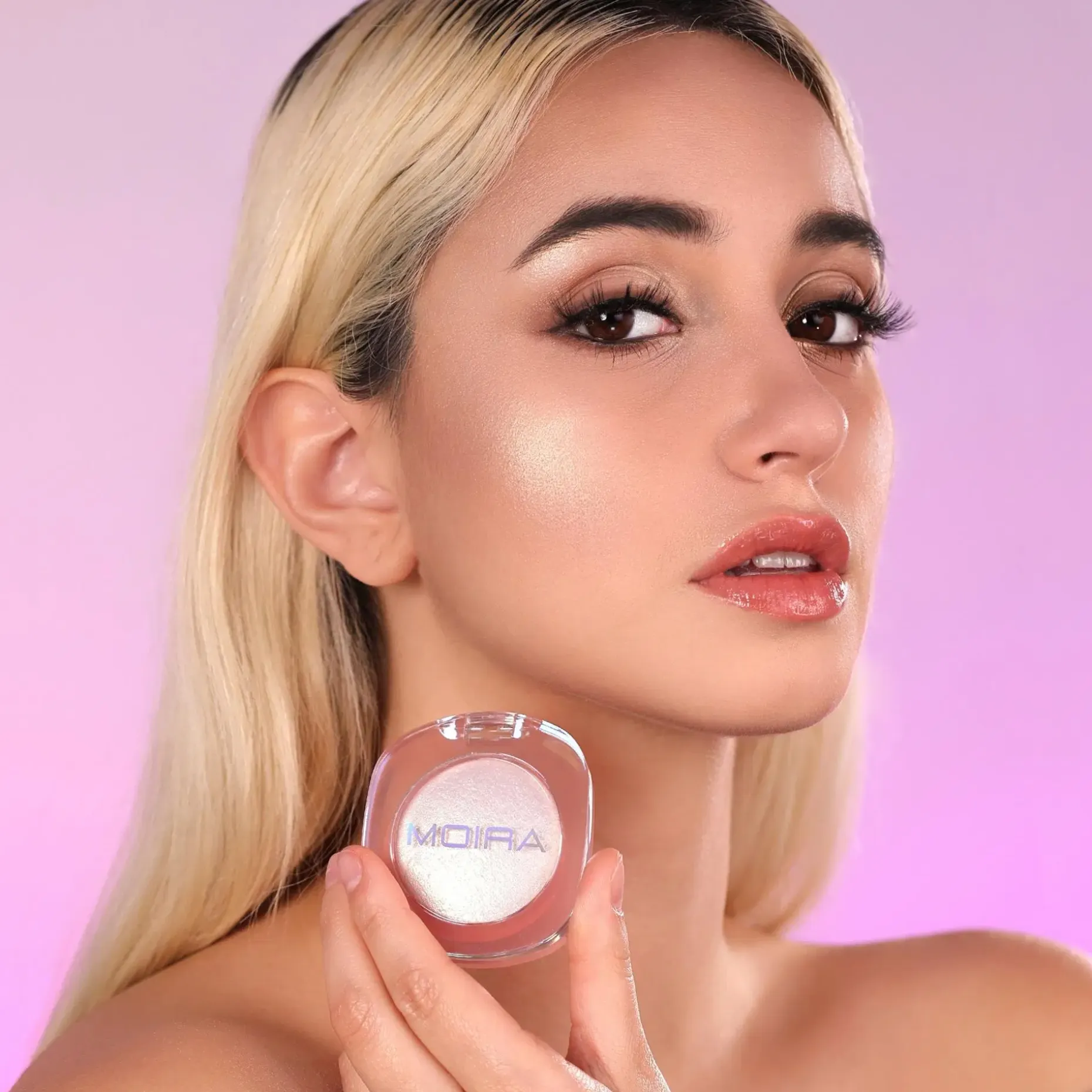 MOIRA Dreamlight Highlighter korostuspuuteri 3 g